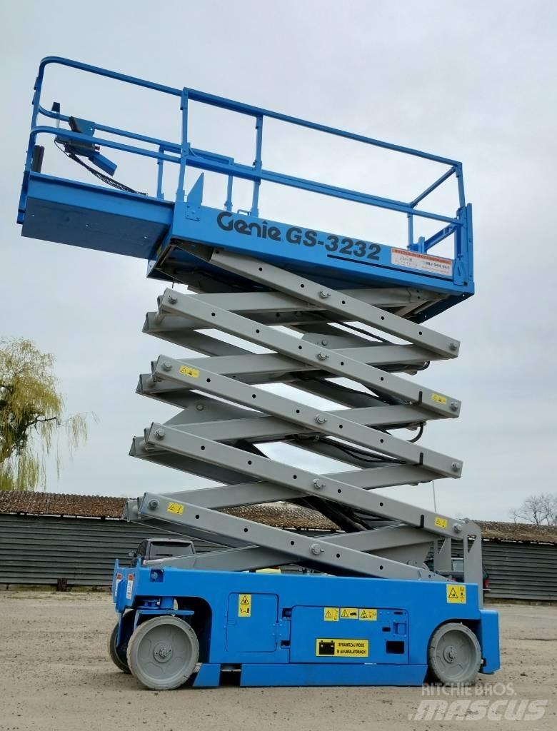 Genie GS 3232 가위형 리프트