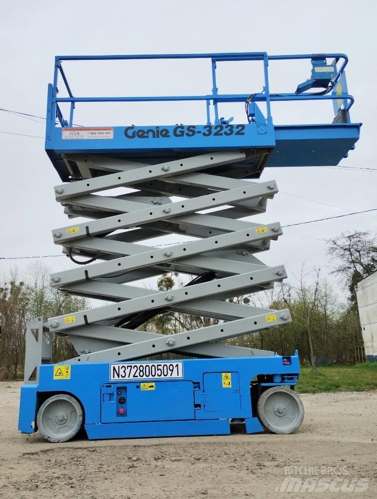 Genie GS 3232 가위형 리프트