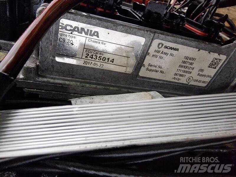 Scania DC930 C01 엔진