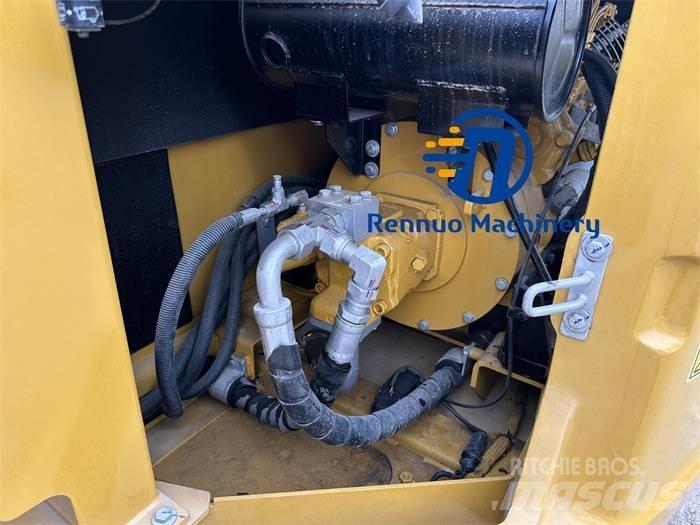 CAT 307E2/E 소형 굴삭기 7톤 미만