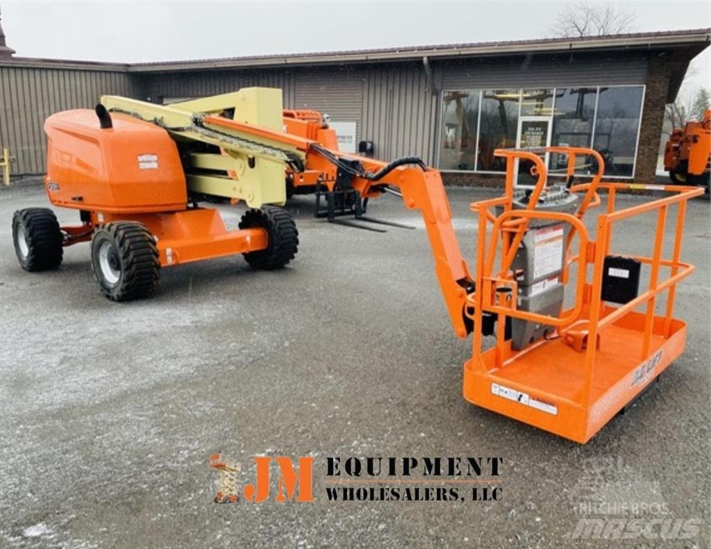 JLG 450 A 관절형 전동이동 리프트