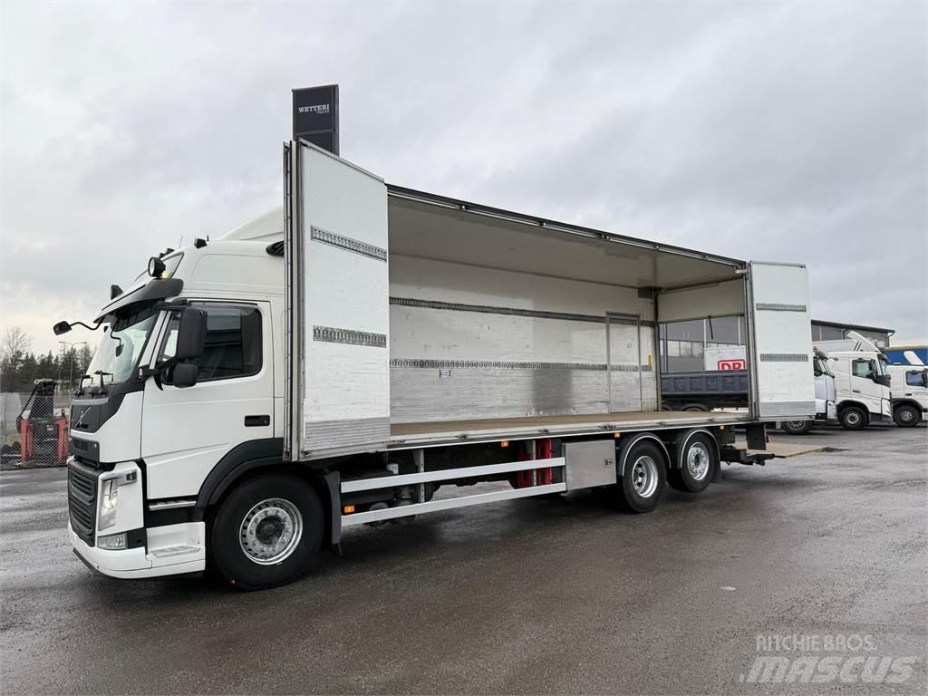 Volvo FM380 6x2 탑차 트럭