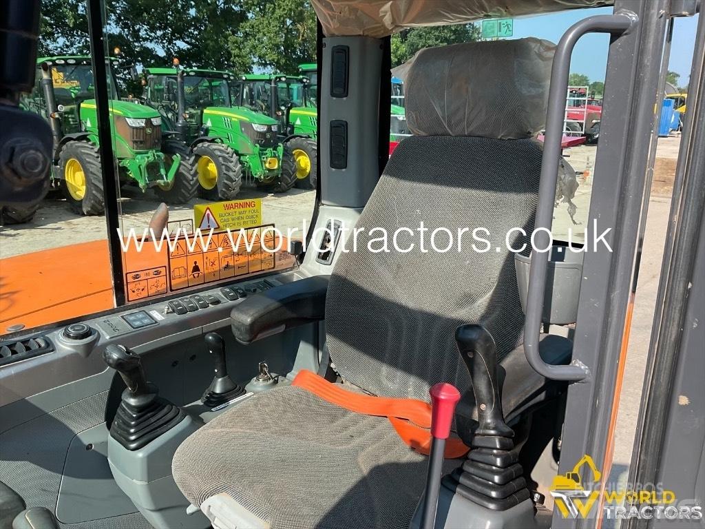 Doosan DX 85 R-3 중형굴삭기 7톤-28톤