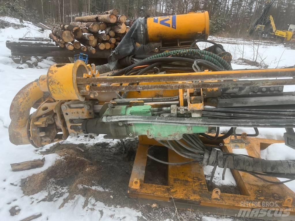 CAT 325 FL CR 도로 굴착기