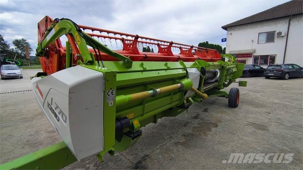 CLAAS CERIO 770 하비스터 헤드