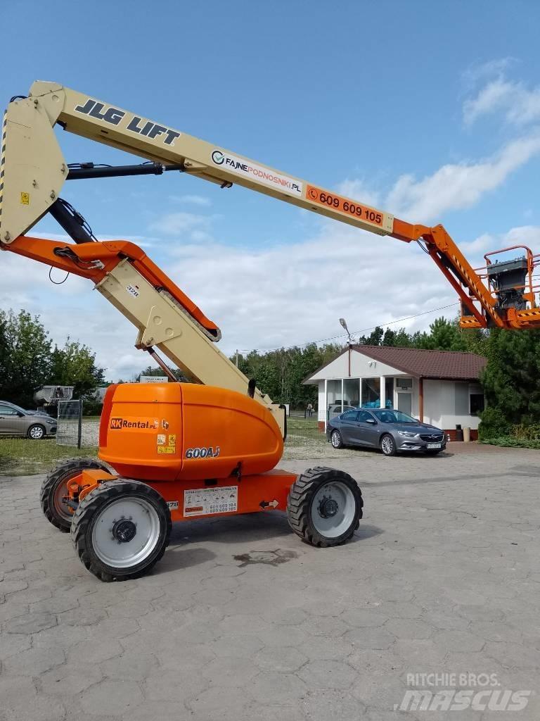 JLG 600 AJ 관절형 전동이동 리프트