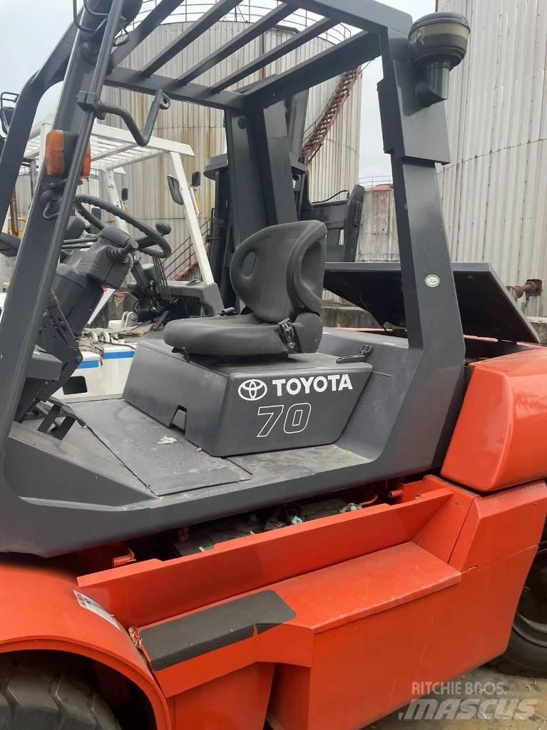 Toyota 7 Ton 디젤 지게차