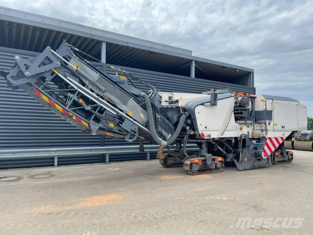 Wirtgen W 210 아스팔트 콜드 밀링 기계
