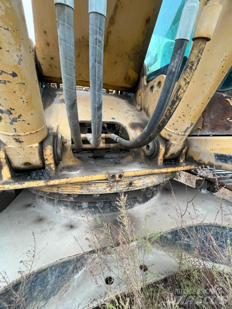 CAT 330 CL 대형 굴삭기 29톤 이상