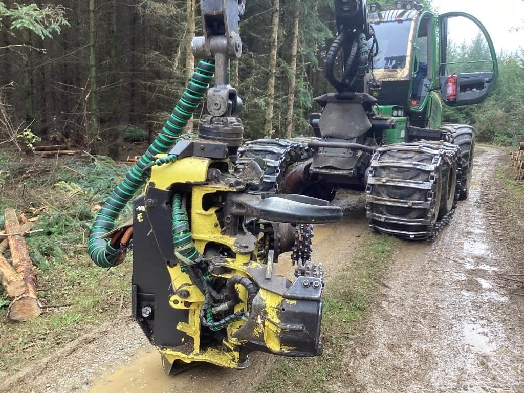 John Deere 1170 E 원목 하베스터