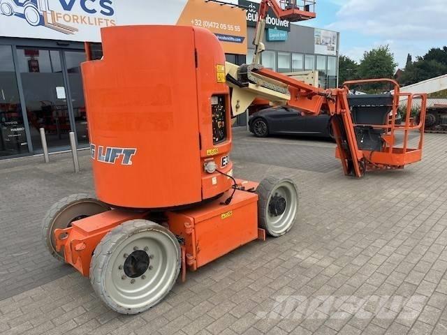 JLG E 300 AJP 관절형 전동이동 리프트