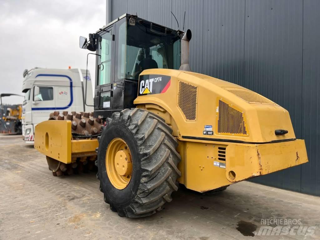 CAT CP74 싱글 드럼 롤러