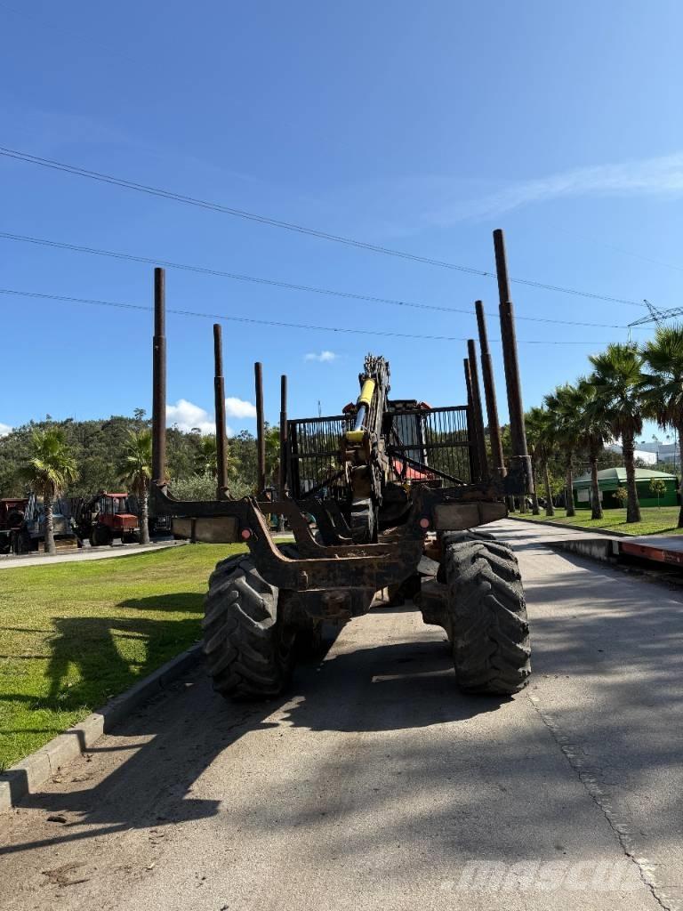 Komatsu 860.3 원목 포워더