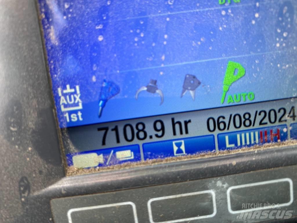 Takeuchi TB 295 W 굴삭기