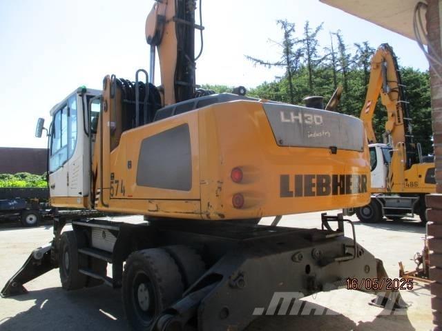 Liebherr LH 30 M 폐기물/산업 처리기