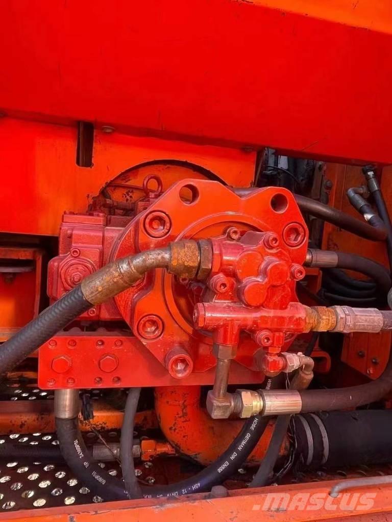 Doosan DH 300 LC-7 대형 굴삭기 29톤 이상