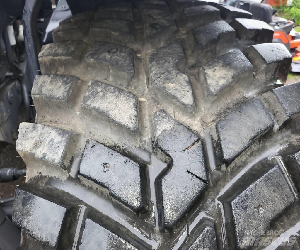 Valtra T 235 D 트랙터