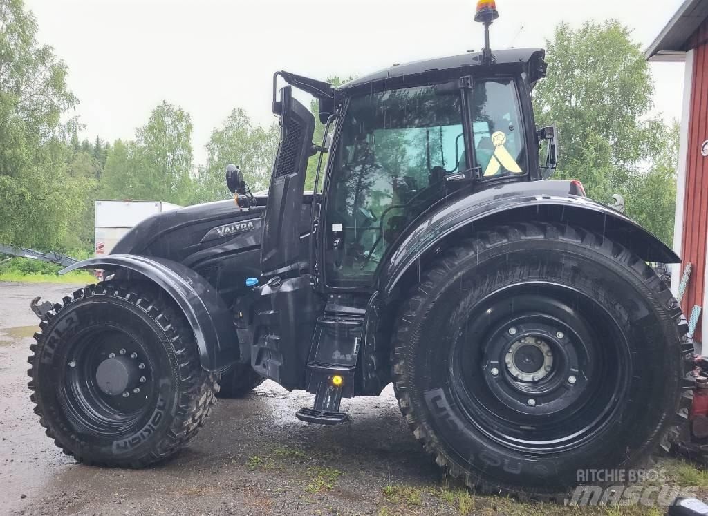 Valtra T 235 D 트랙터
