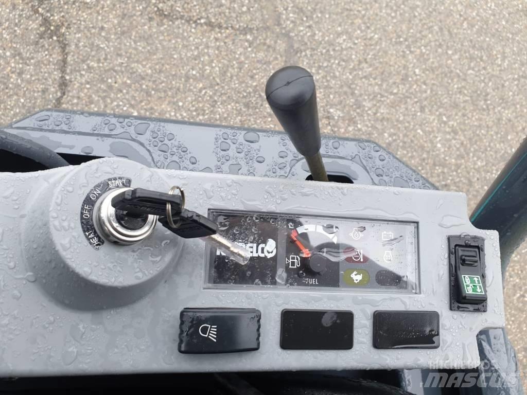 Kobelco SK 17 SR-3E 소형 굴삭기 7톤 미만