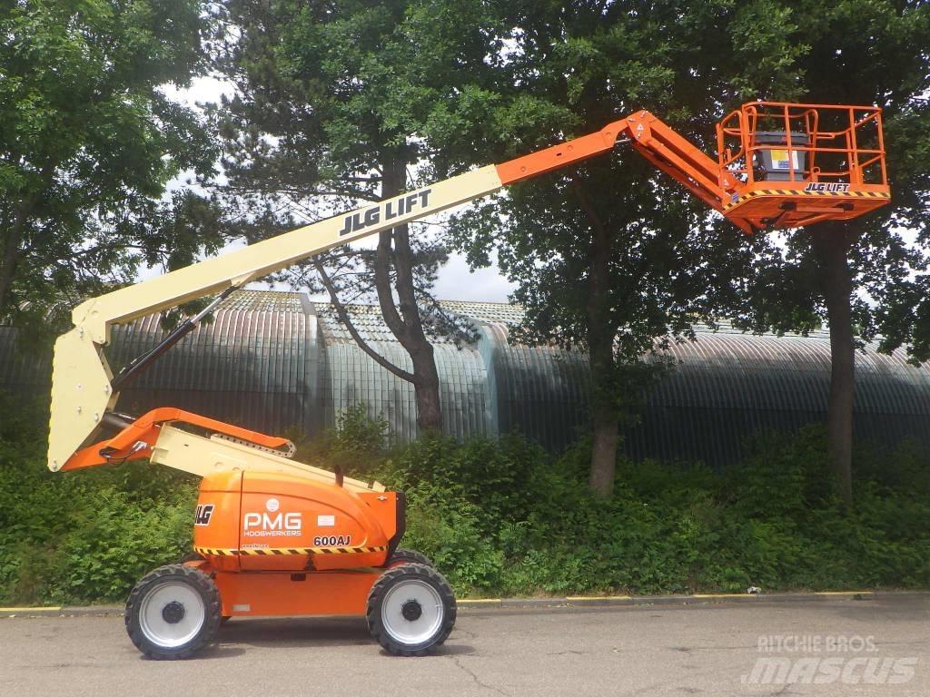 JLG 600AJ 관절형 전동이동 리프트