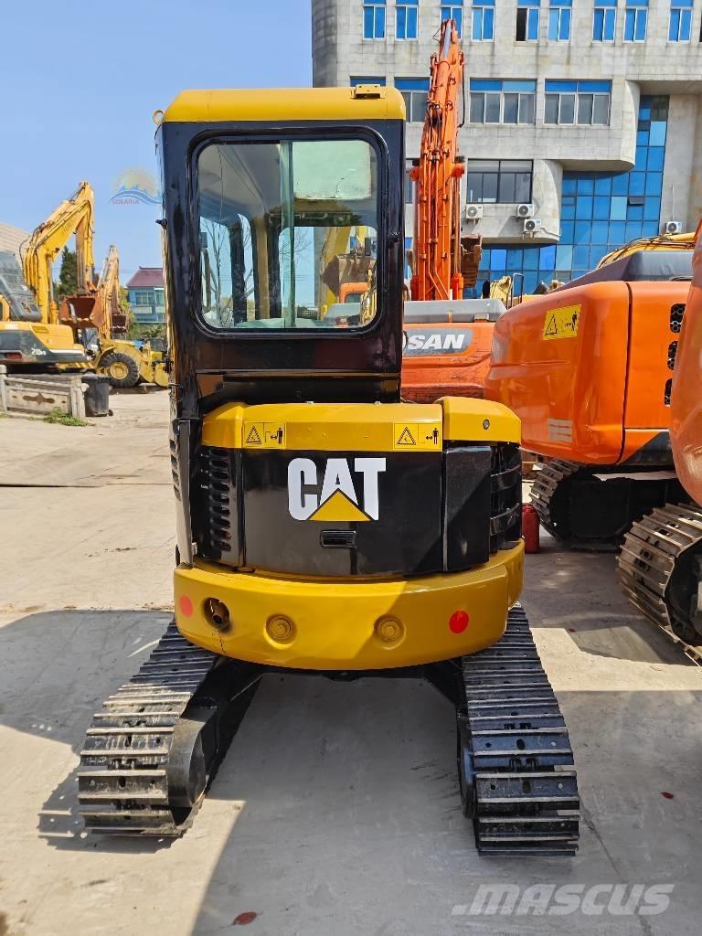 CAT 304 소형 굴삭기 7톤 미만