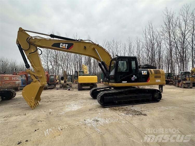 CAT 325D2 대형 굴삭기 29톤 이상
