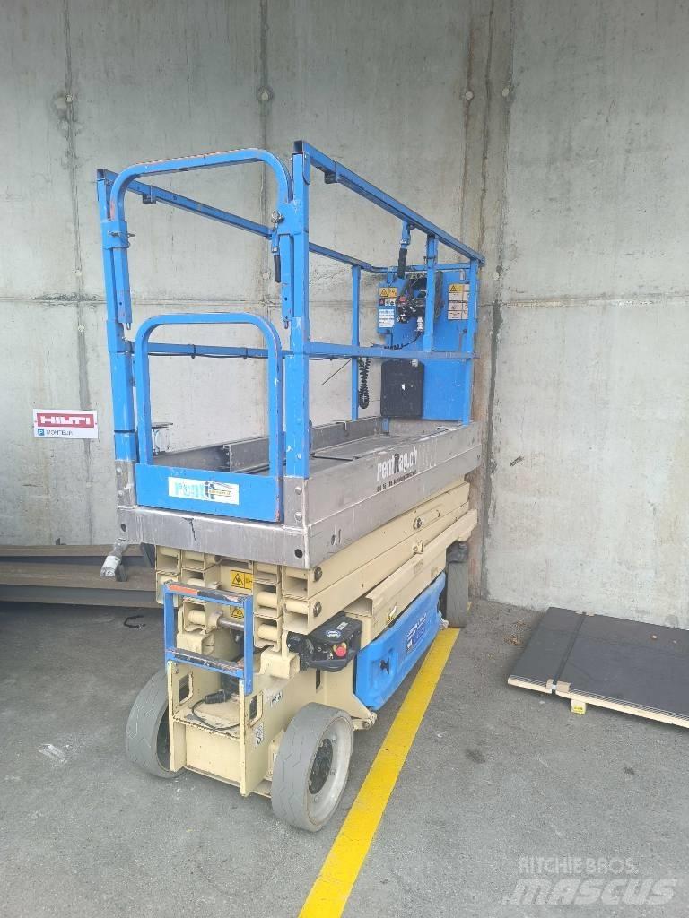 JLG 2030 ES 가위형 리프트