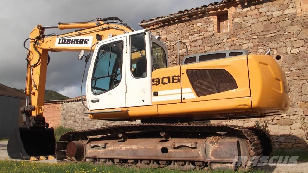 Liebherr R 906 LC 대형 굴삭기 29톤 이상