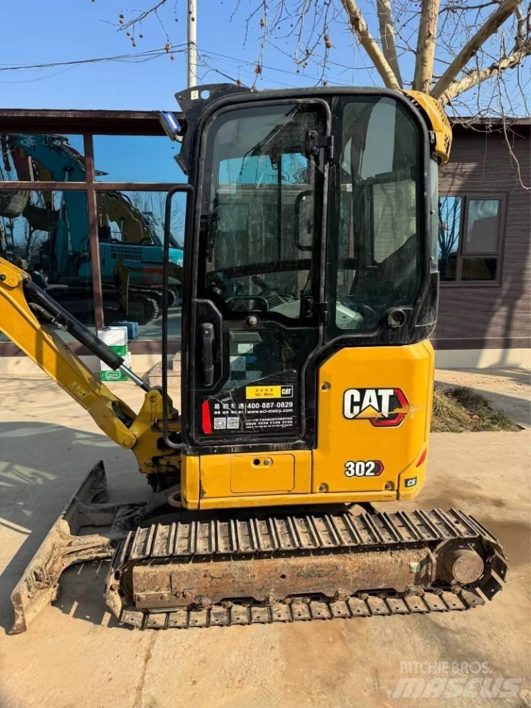 CAT 302 대형 굴삭기 29톤 이상
