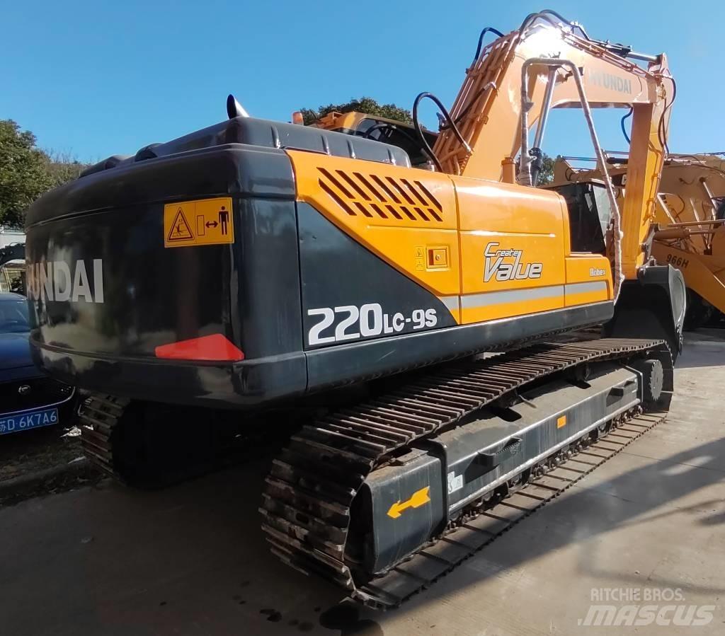 Hyundai 220LC-9S 대형 굴삭기 29톤 이상