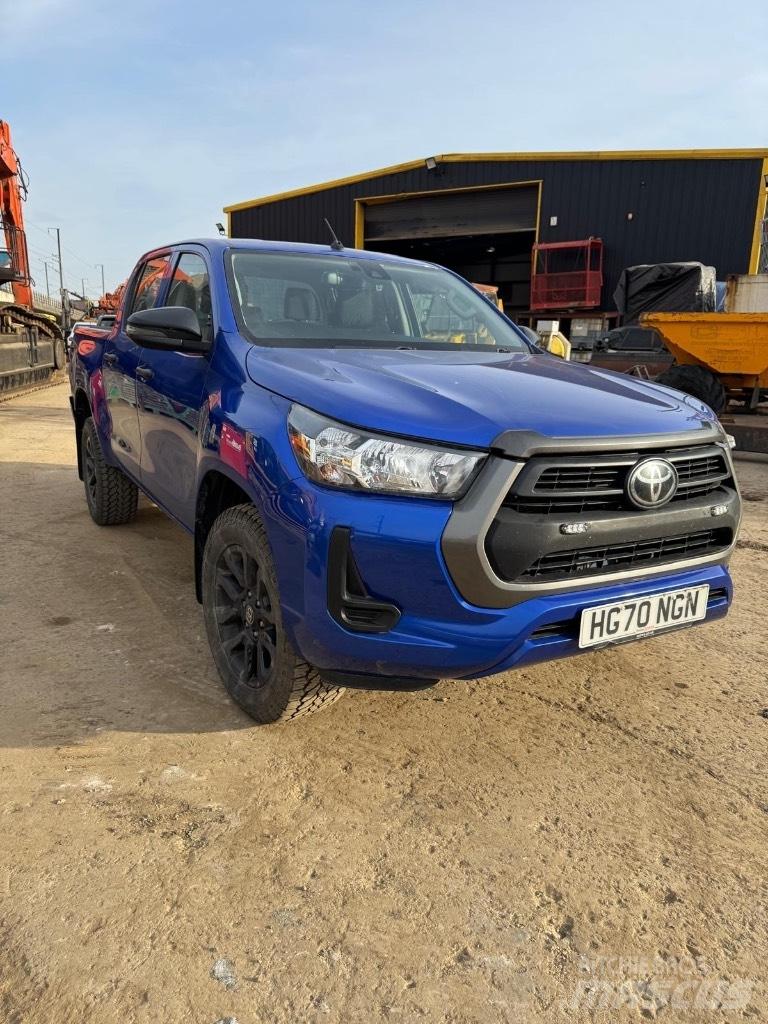 Toyota Hilux Active 픽업/드롭사이드