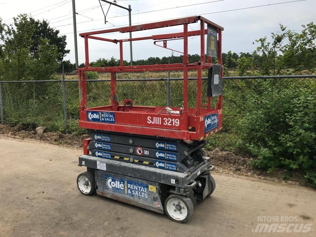 SkyJack SJ 3219 가위형 리프트
