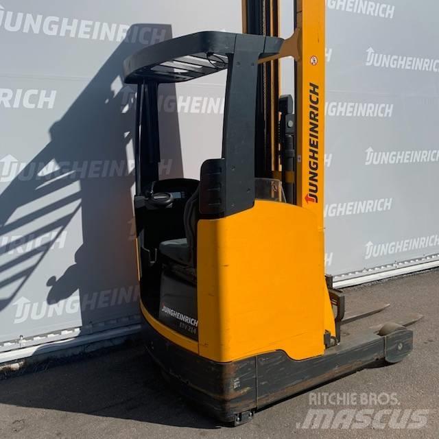 Jungheinrich ETV 214 리치 트럭