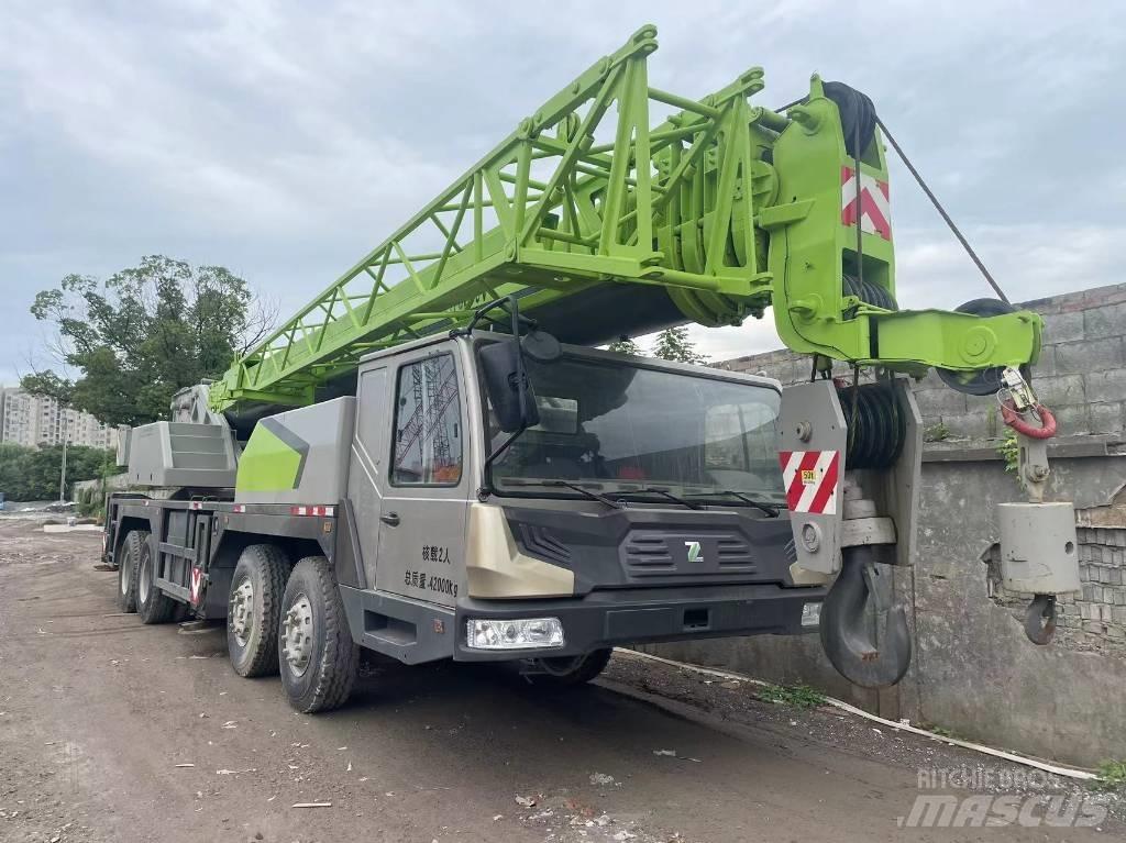 Zoomlion ZTC500 A/T 크레인