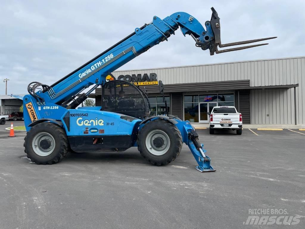 Genie GTH 1256 텔러 핸들러