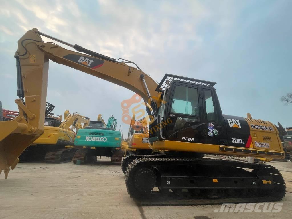 CAT 320 D 대형 굴삭기 29톤 이상