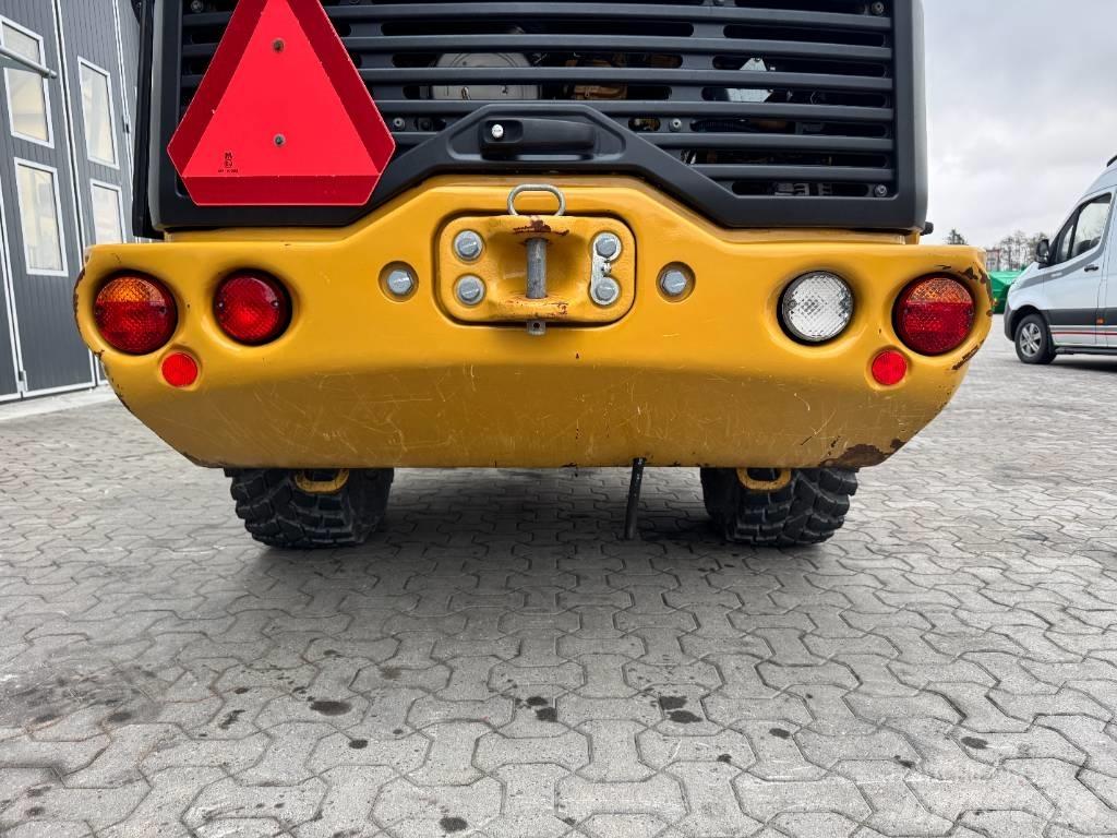 CAT 906M 35 km/h  휠로우더