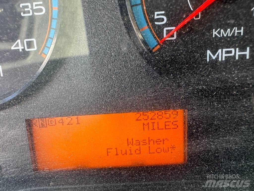 International 4300 탑차 트럭