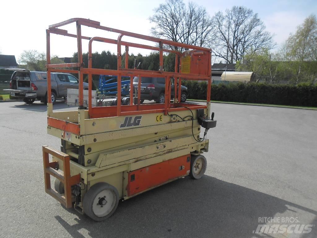 JLG 2033 E 가위형 리프트