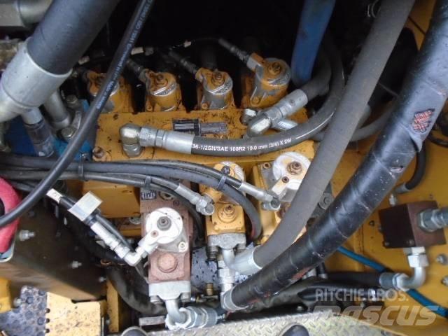 Tigercat H855C 원목 하베스터