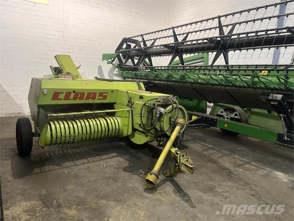 CLAAS Markant 50 각형 곤포기
