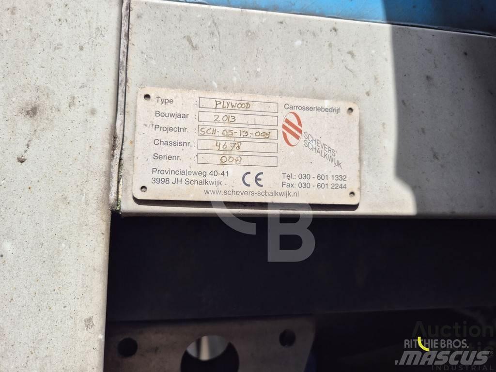 Volvo FL240 탑차 트럭