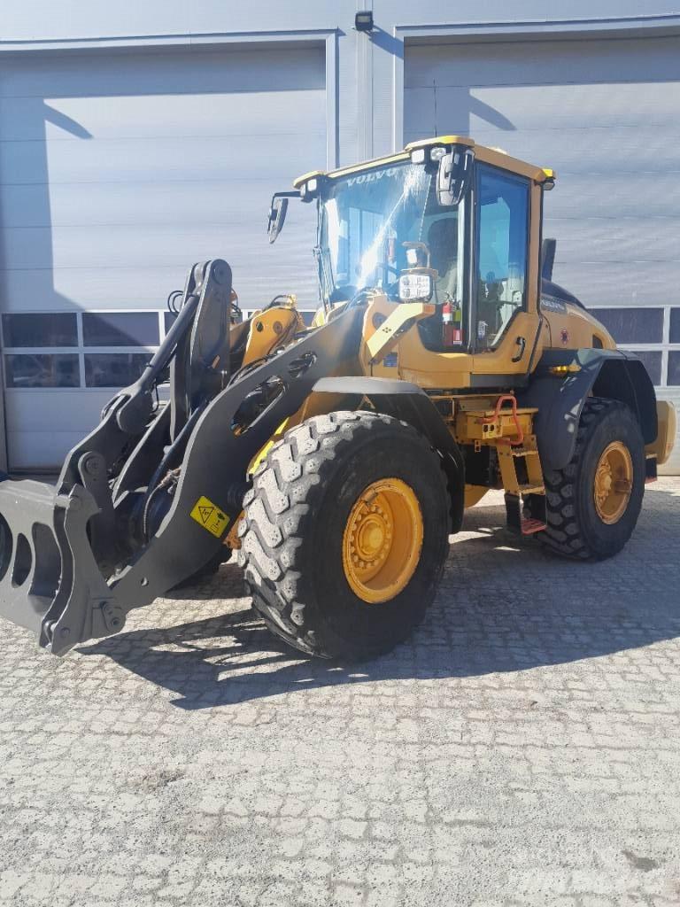 Volvo L90H  휠로우더