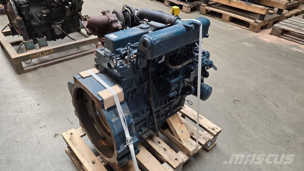 Kubota V2403-T 엔진