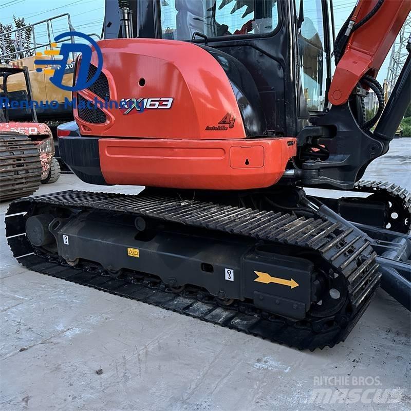 Kubota KX163 소형 굴삭기 7톤 미만