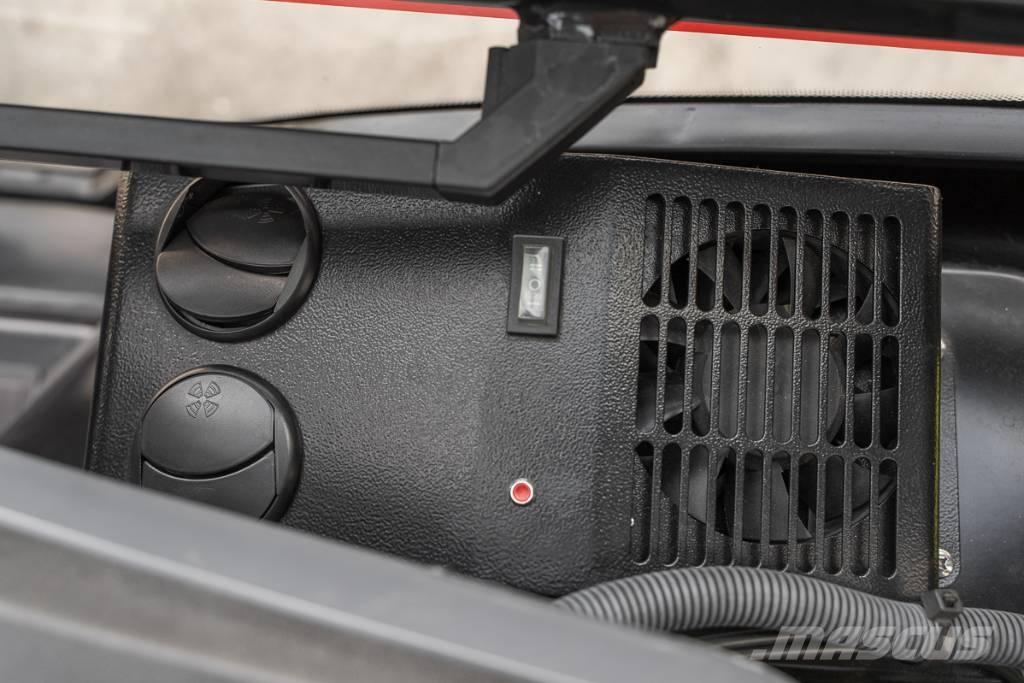 Manitou MI 30 D 디젤 지게차