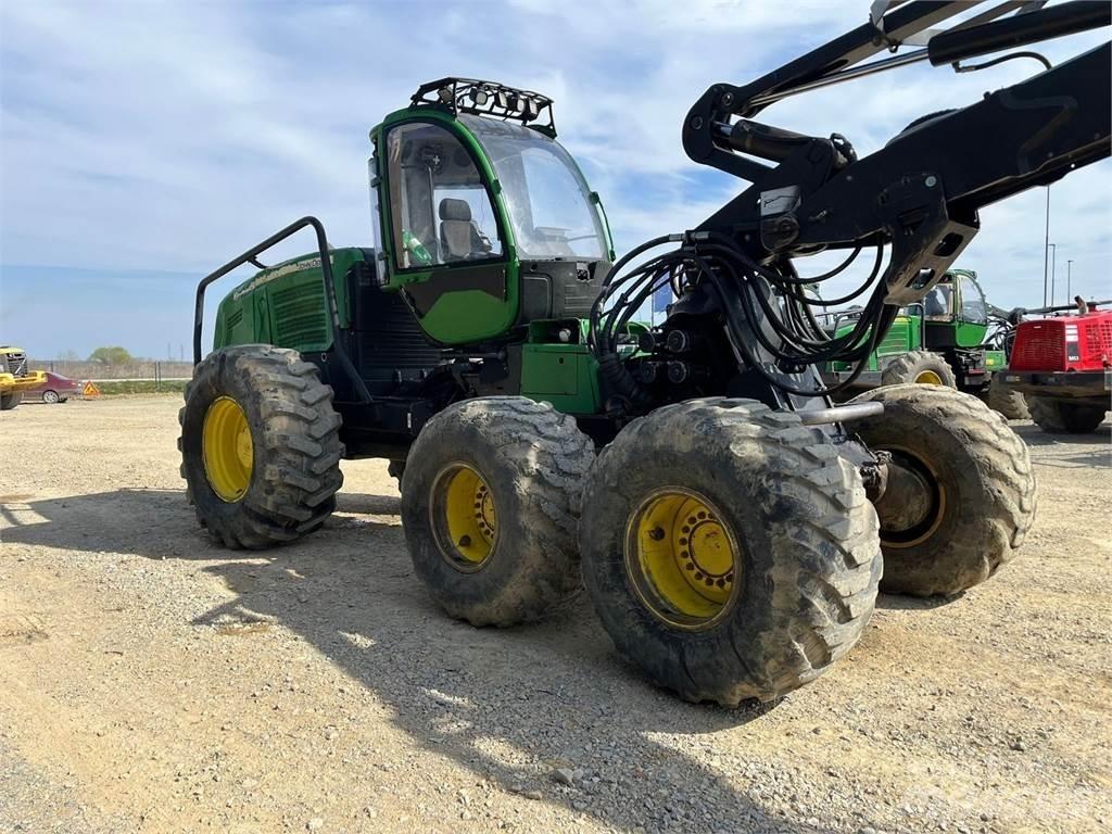 John Deere 1470E 원목 하베스터