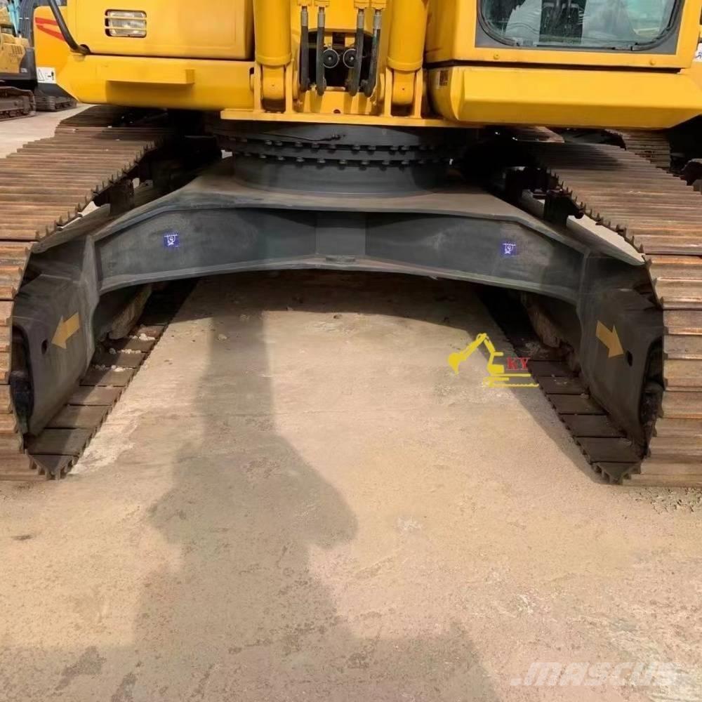 Komatsu PC 270 대형 굴삭기 29톤 이상