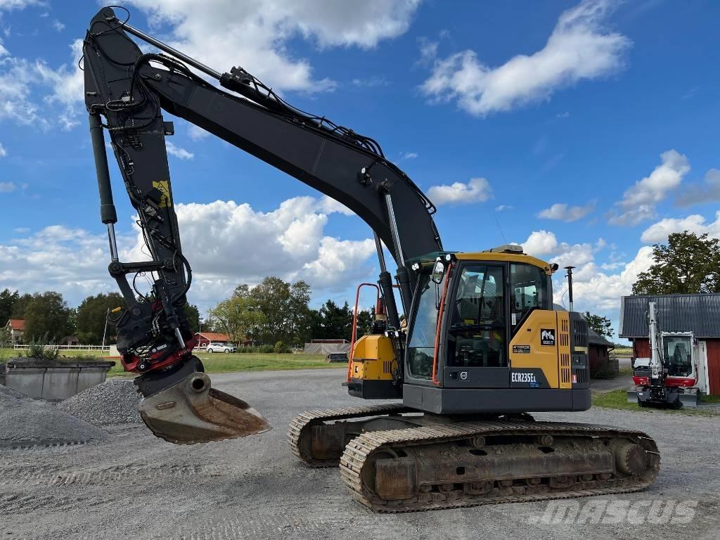 Volvo ECR 235 EL 대형 굴삭기 29톤 이상