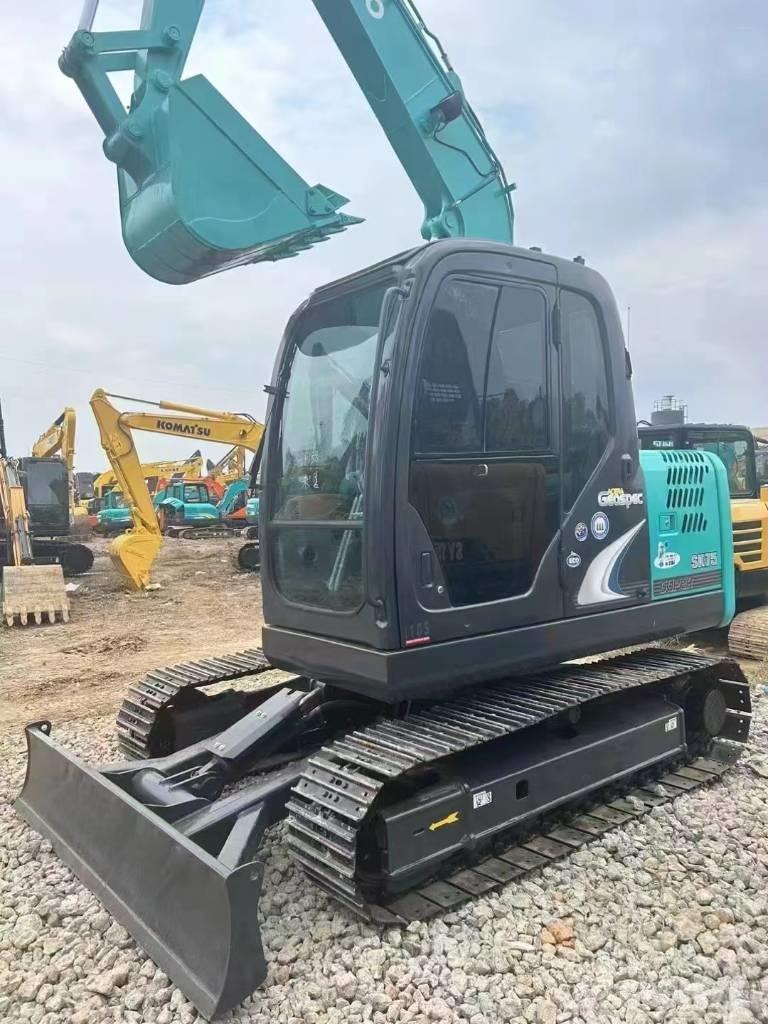 Kobelco SK 75 중형굴삭기 7톤-28톤
